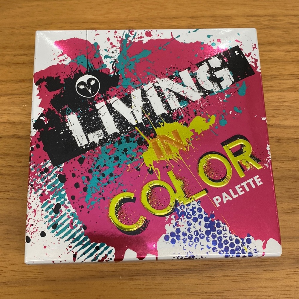 Hank & Henry “Living in Color” Eyeshadow Palette BNIB